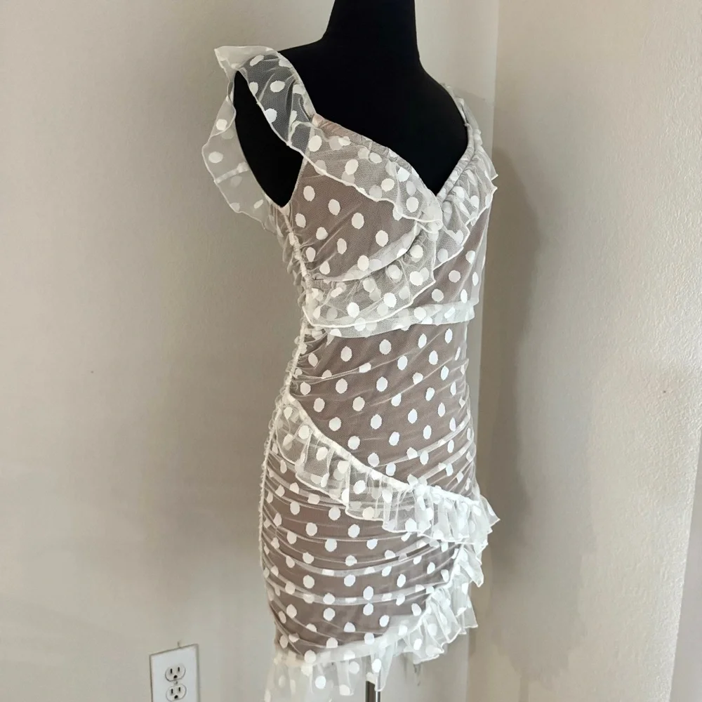 REVOLVE MAJORALLE Bandit Rushed Polka Dot
Ruffed Dress Size Medium - Picture 3 of 7